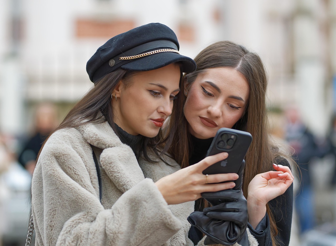 What readers should know before reviewing trusted resources
